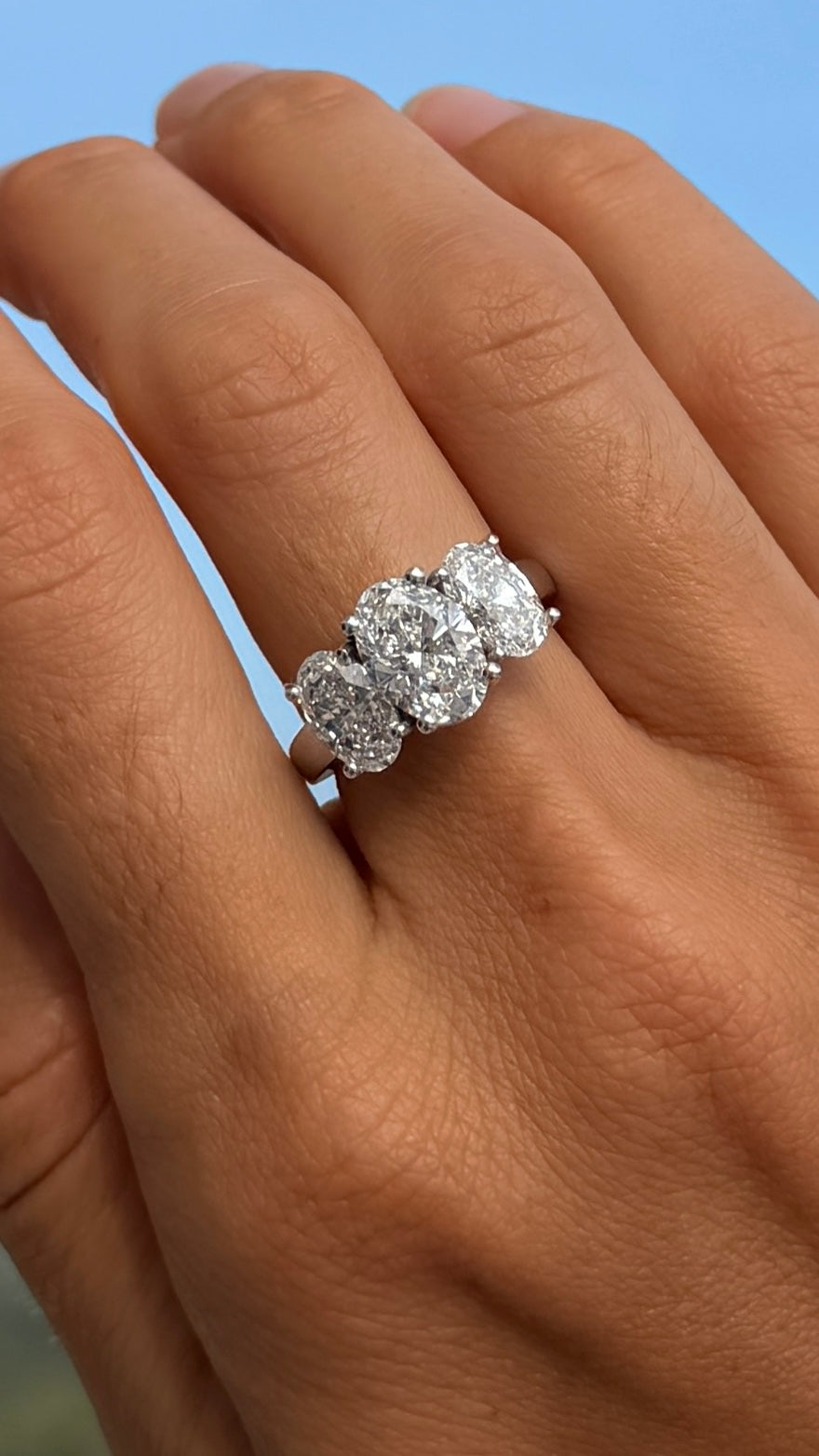 Oval Trio Ring - IGI Certified Lab Diamonds - 14kt White Gold