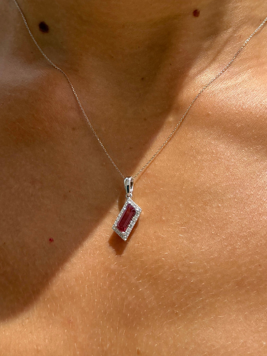 Orange Sapphire and Diamond Pendant GIA Certified Natural Unheated Sapphire