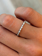 Alternating Round Bezel & Baguettes Ring