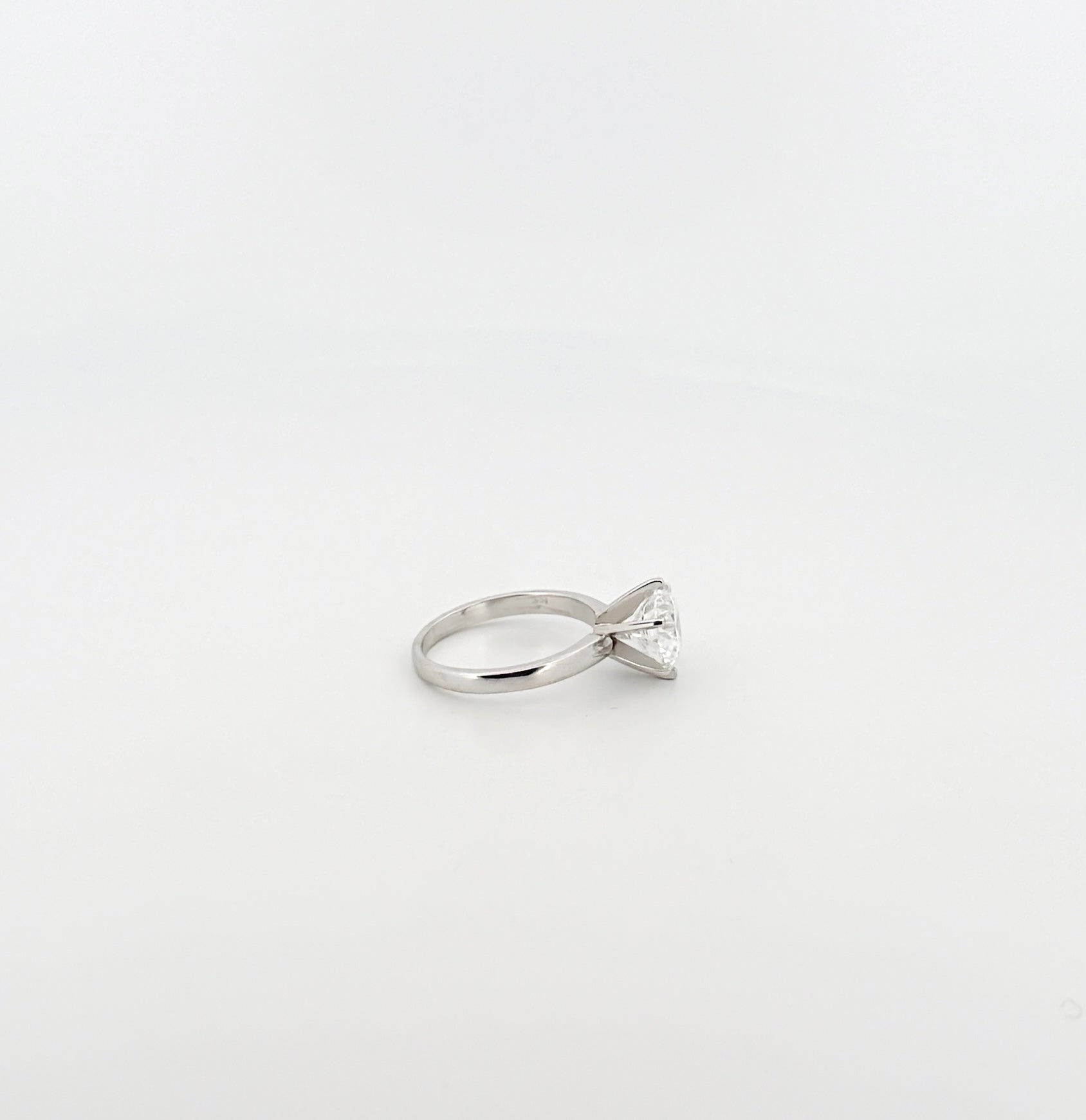 Round Solitaire Ring - 3ct IGI Lab Grown Diamonds