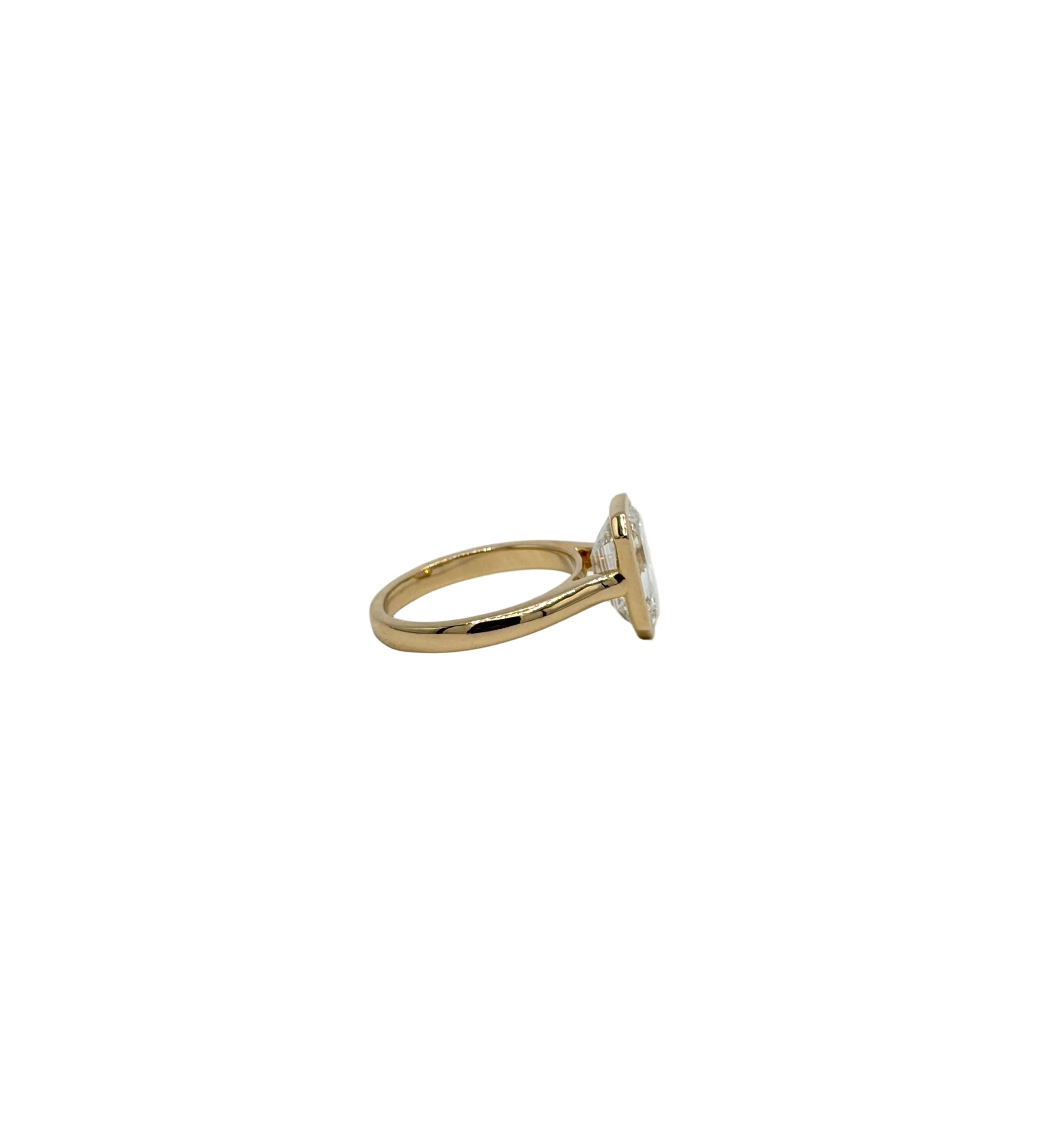 Radiant Cut Solitare Lab Diamond Ring