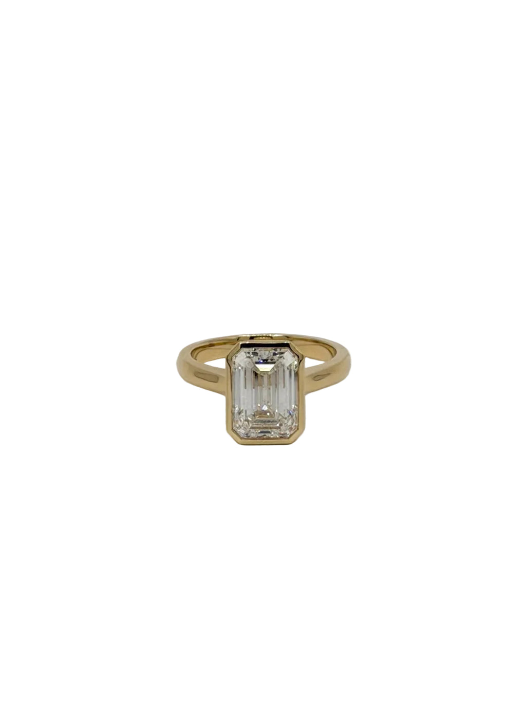 Radiant Cut Solitare Lab Diamond Ring