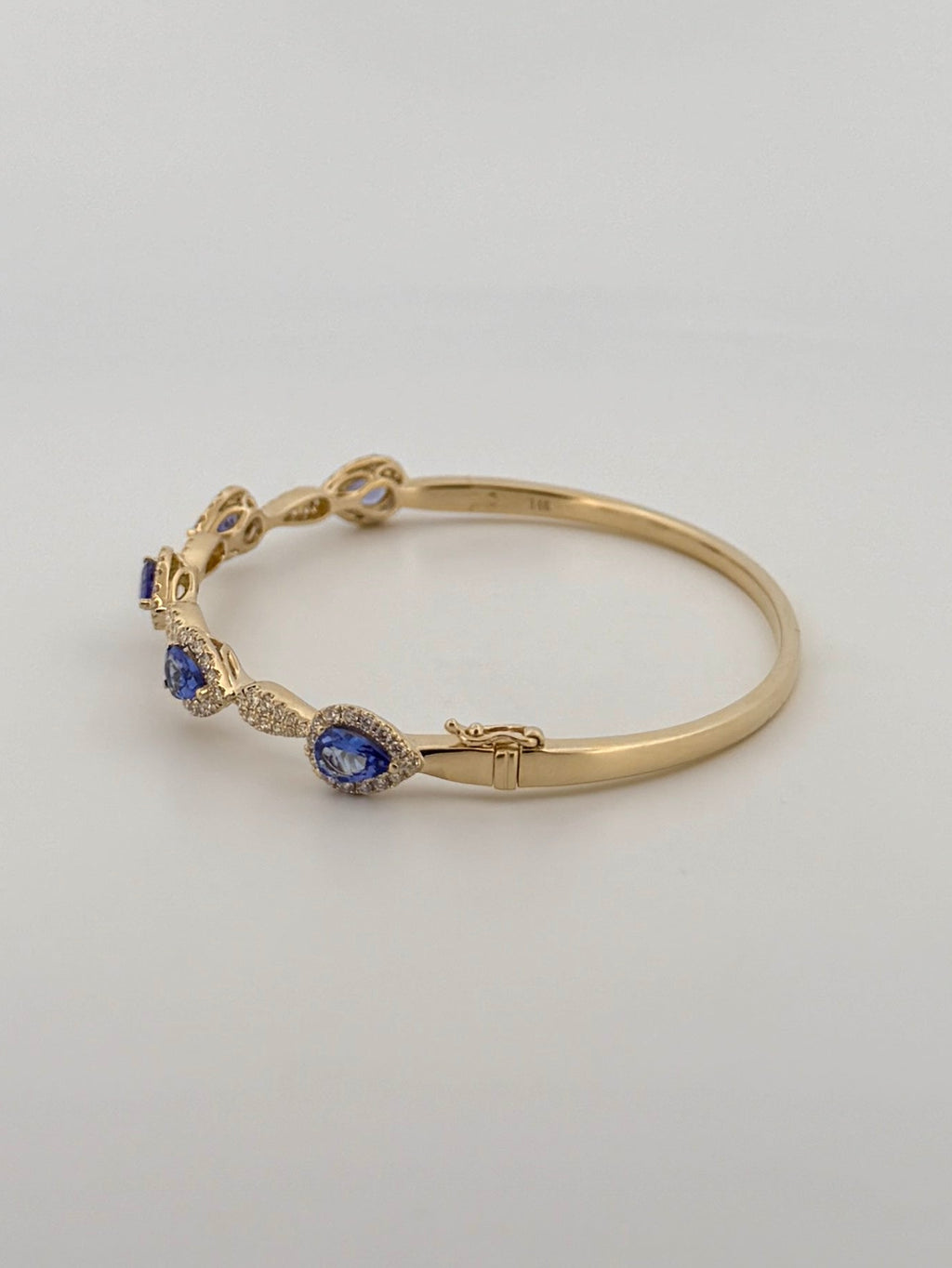 Tanzanite and Diamond Bangle in 14kt Yellow Gold