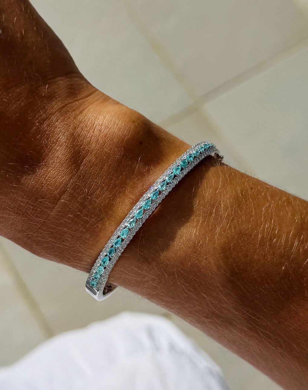 GIA Paraíba Tourmaline Bangle