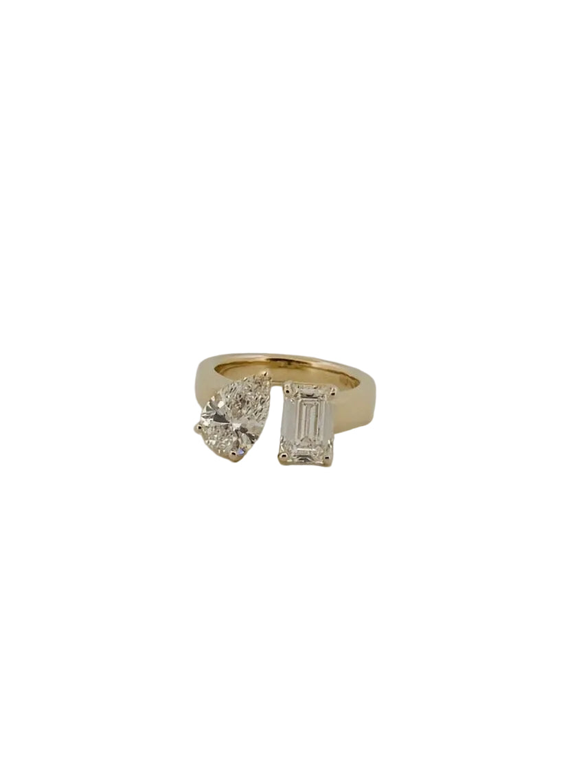 Toi et Moi Ring - Pear and Emerald IGI Lab Diamonds