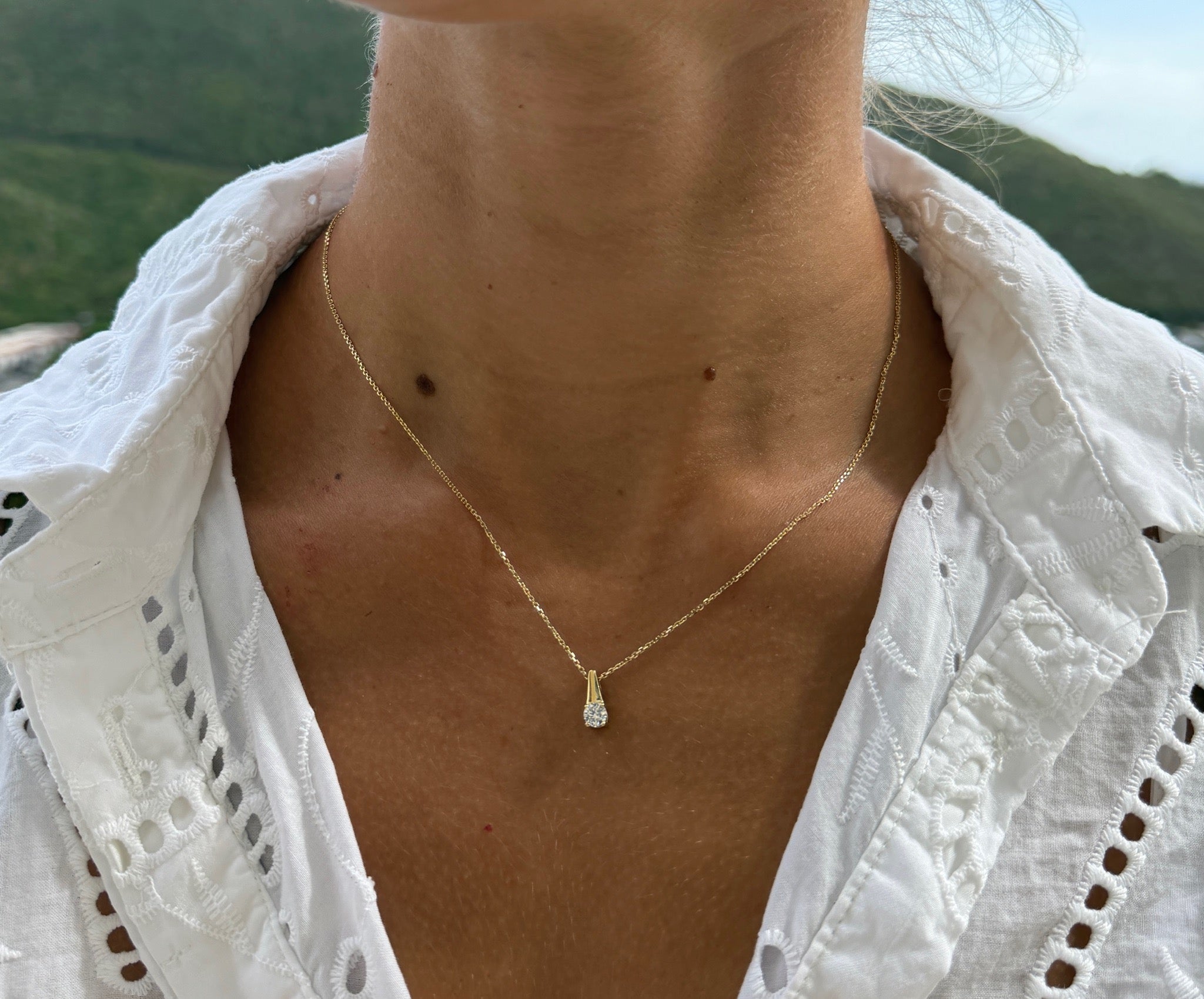 Dainty Spike Pendant Necklace - Lab Diamond