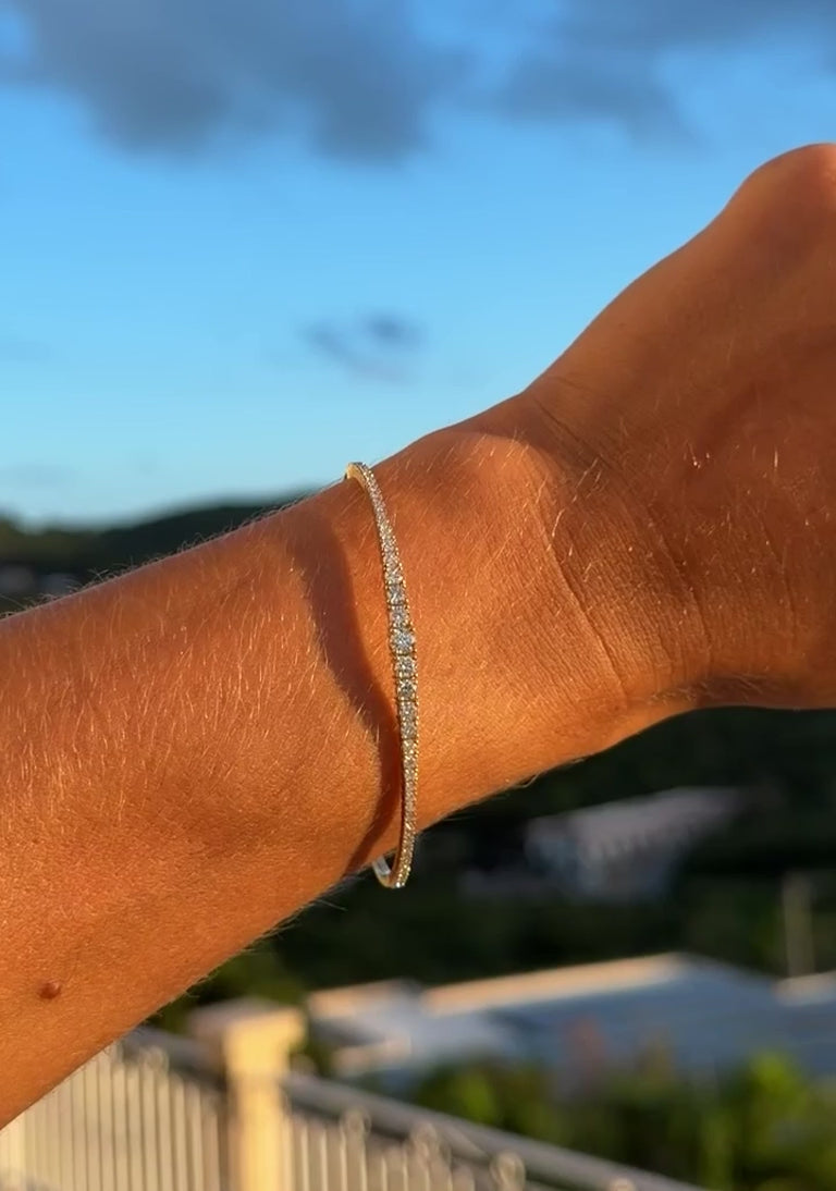 Graduated Diamond Flexi Bangle