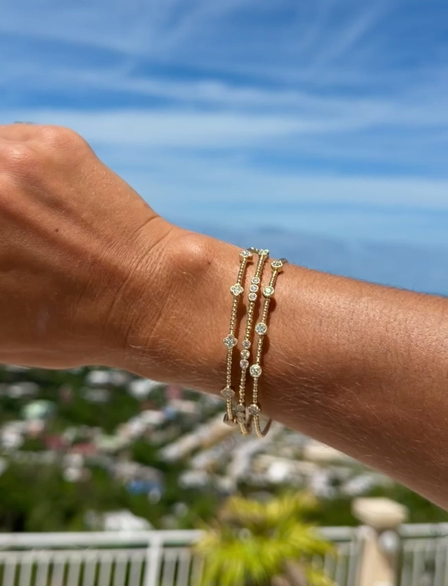 Clover Flexi Bangle