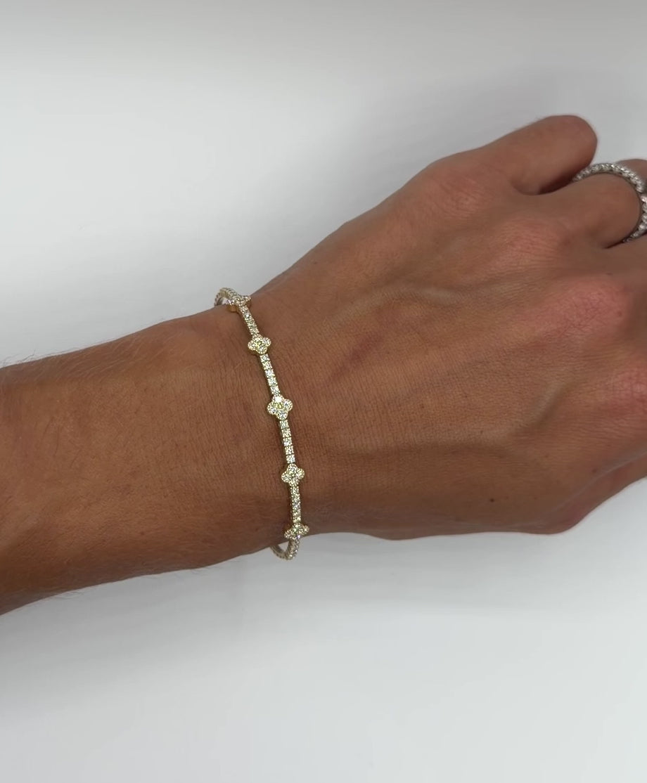 All Diamond Clover Flexi